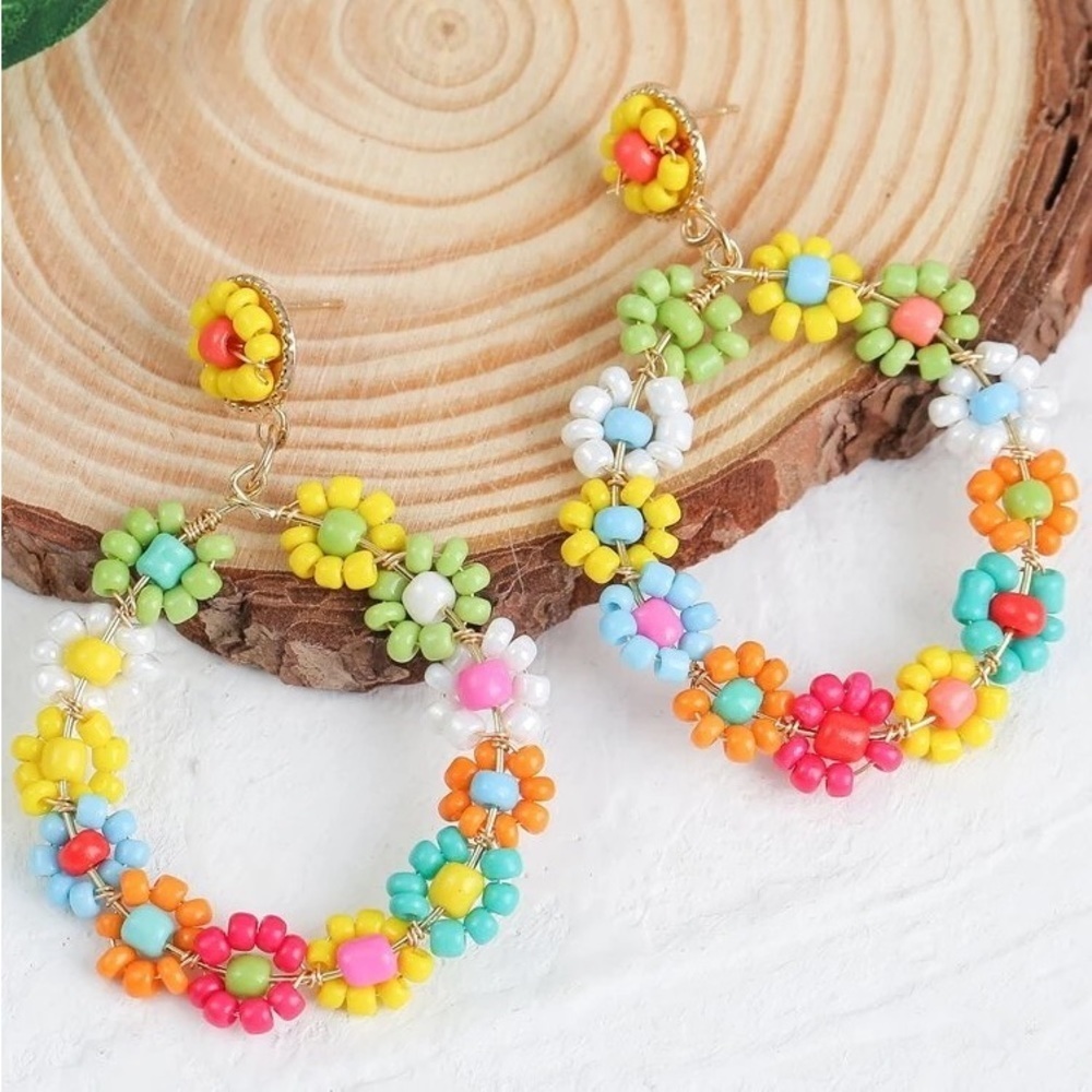🆕✨ BOGO! Boho Hippie Flower child beaded dangle earrings NEW Boutique - Picture 1 of 6